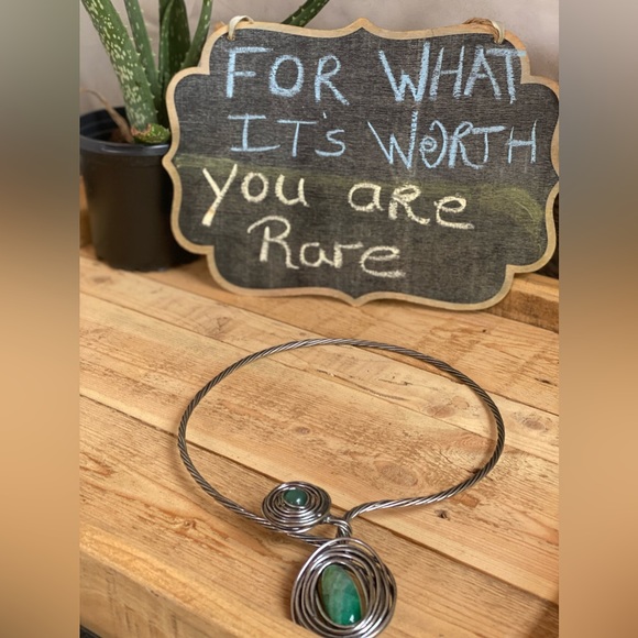 🤗81-You Are Terrific ❤️ Handcrafted Infinity Spiral Neck Jewellery - Picture 1 of 11